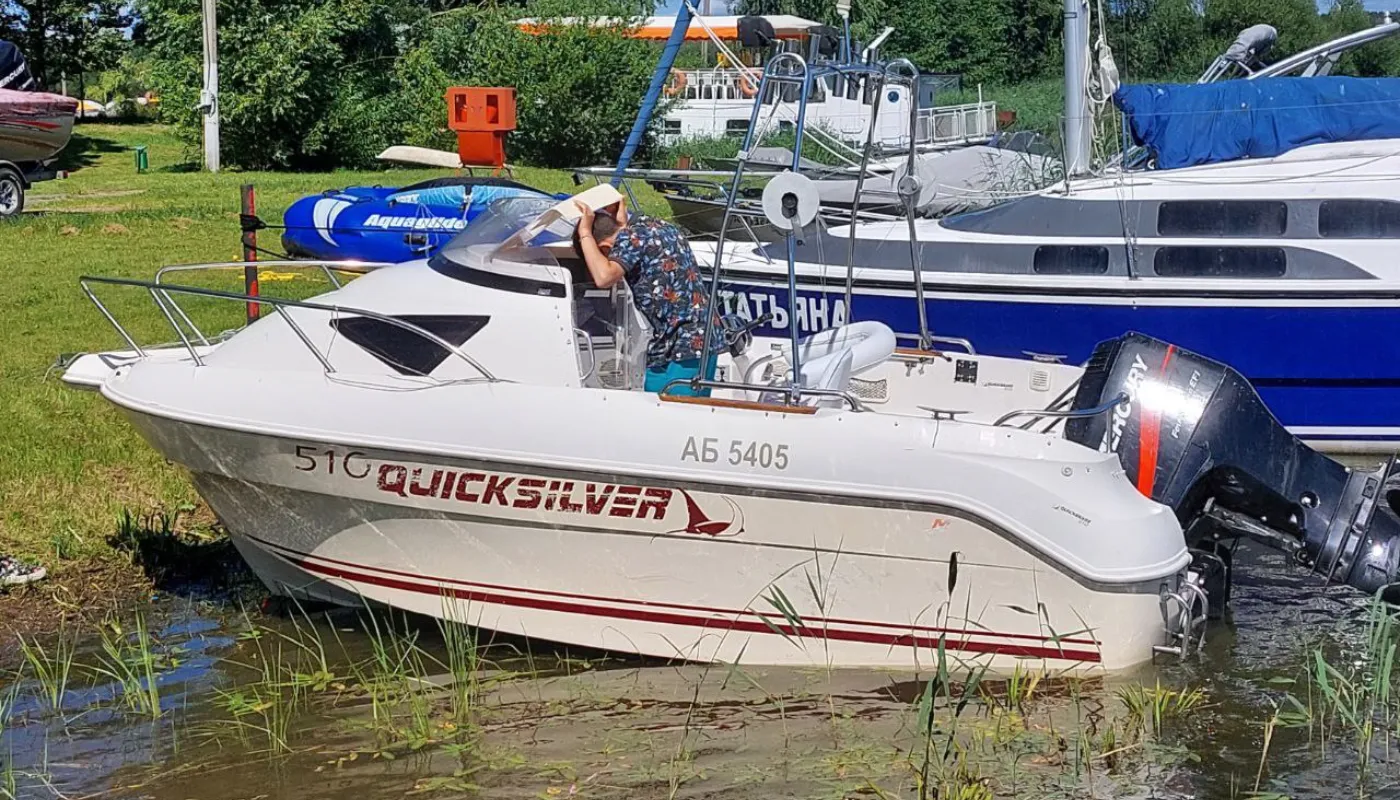Аренда катера Quiksilver Аренда катера Quiksilver